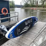 Hausboot Off Im Diamantgraben An Der Elbe