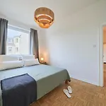 Live In The Heart Of Hamburg.