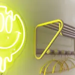 Retropop Design Apartment , Designerzimmer Fuer Je 2 Personen, Top Lage, Wifi