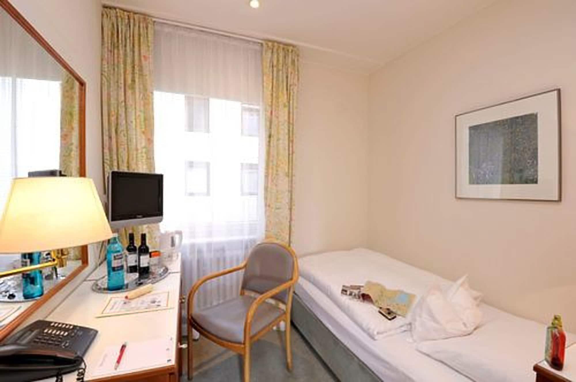 Baseler Hof 4*