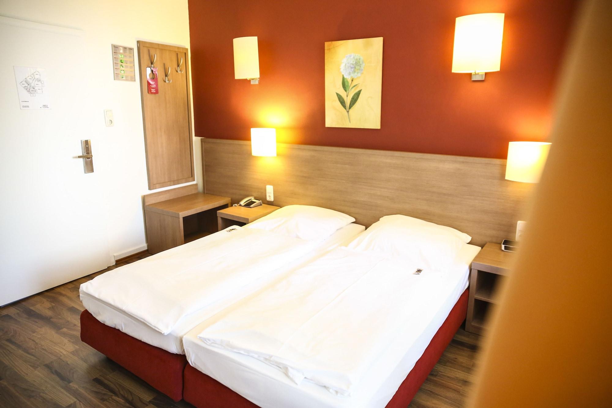 Marienthal Garni Hotel 3*