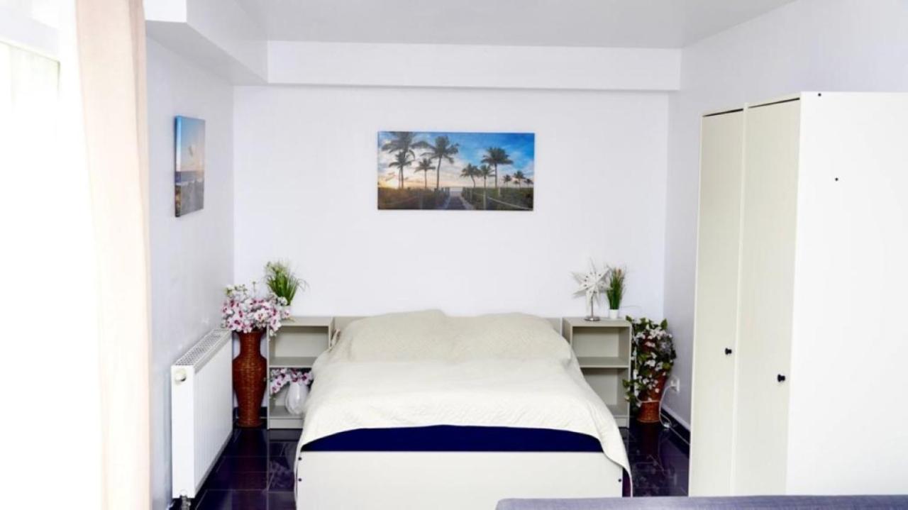 Blumenberg Apartment