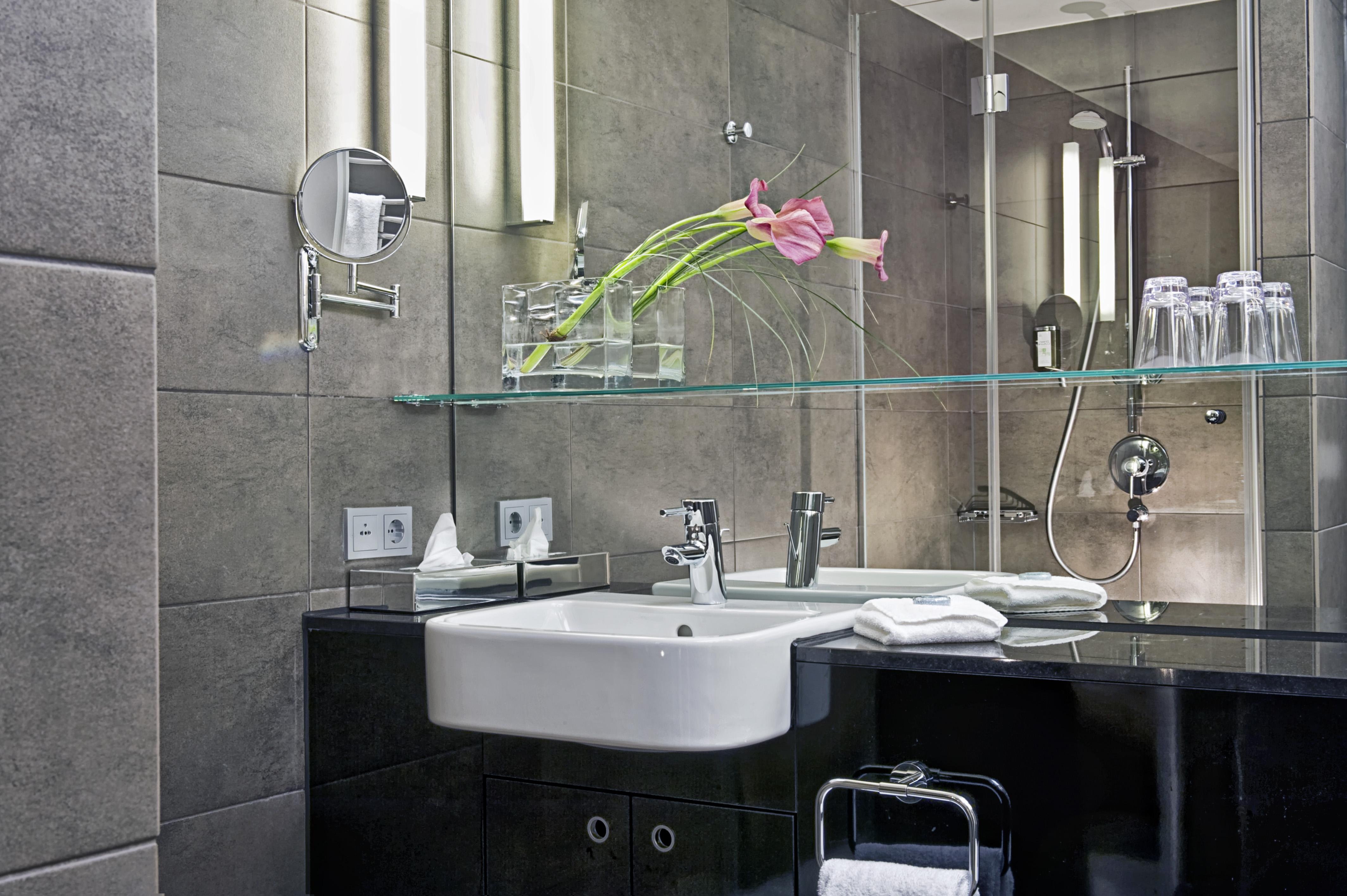 Aparthotel Adina Michel 4*