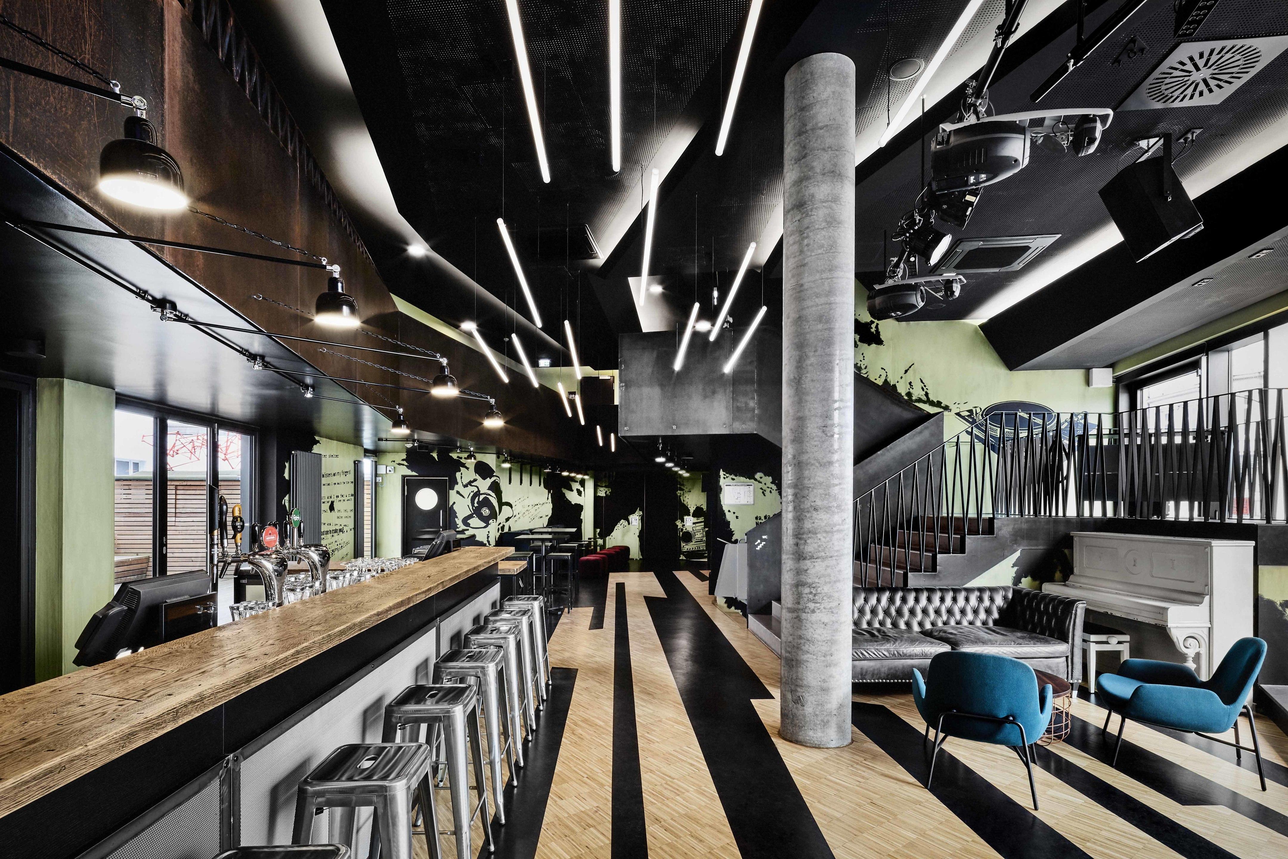 Generator Hostel *
