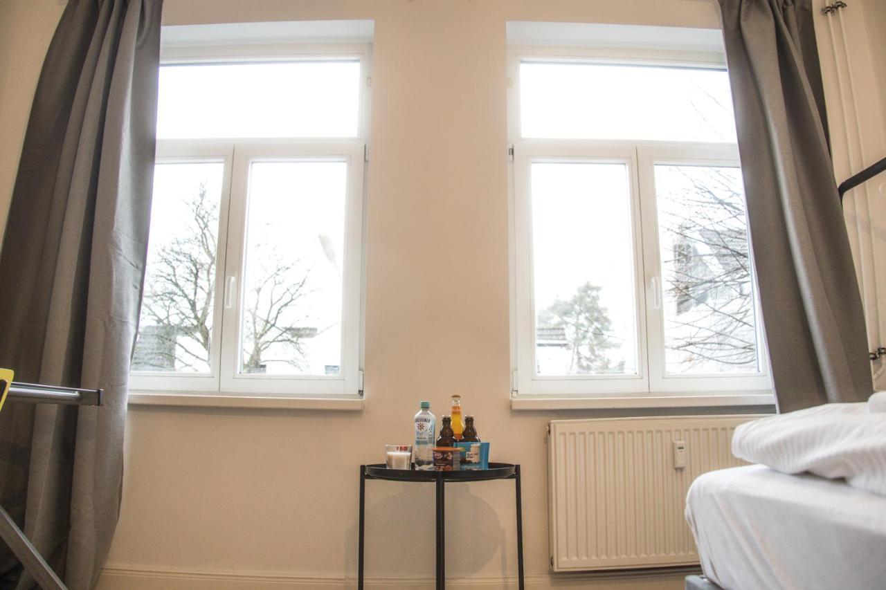 Doppelbett In Heller * Hamburg-Harburg
