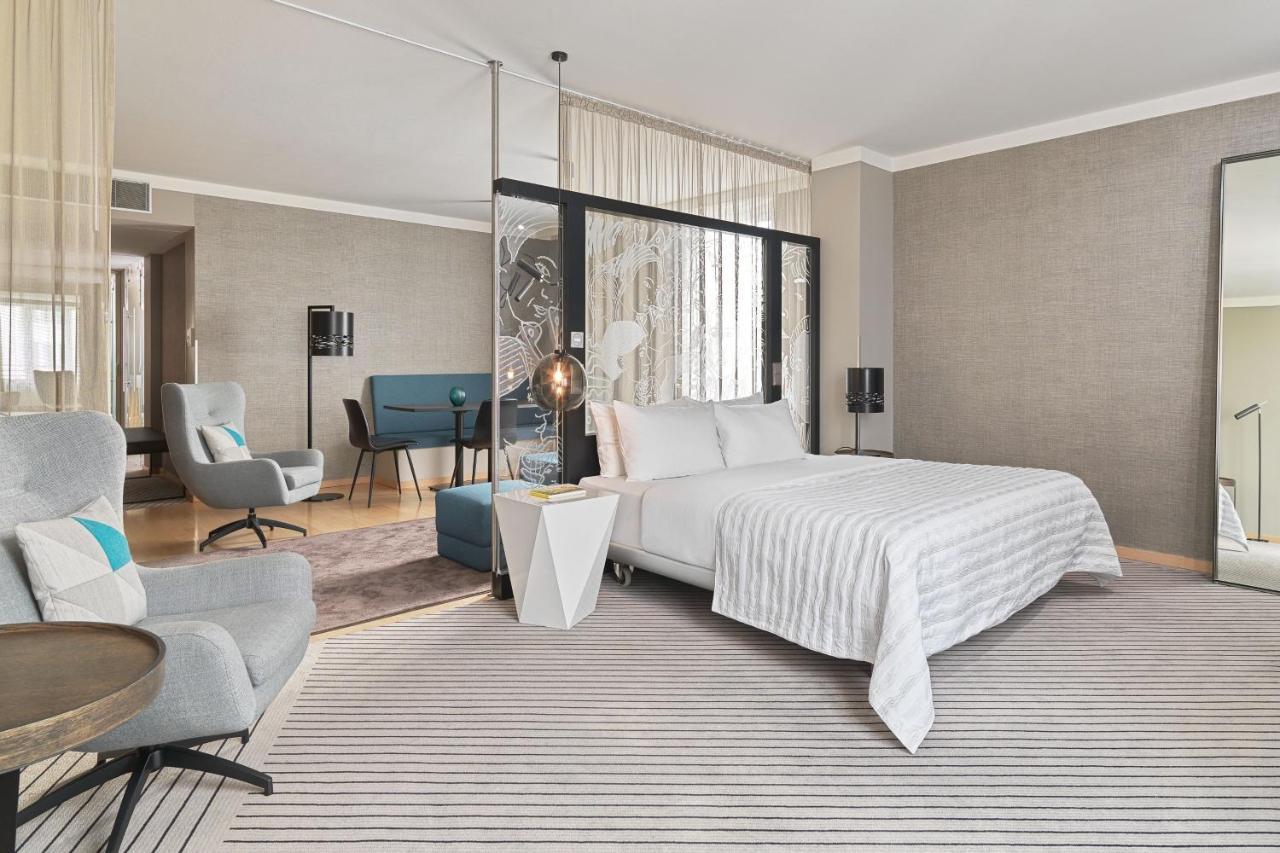 Le Meridien 5*