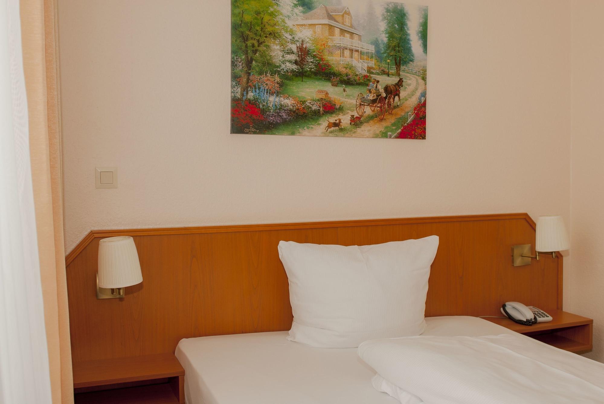 Lumen Am Hauptbahnhof Hotel