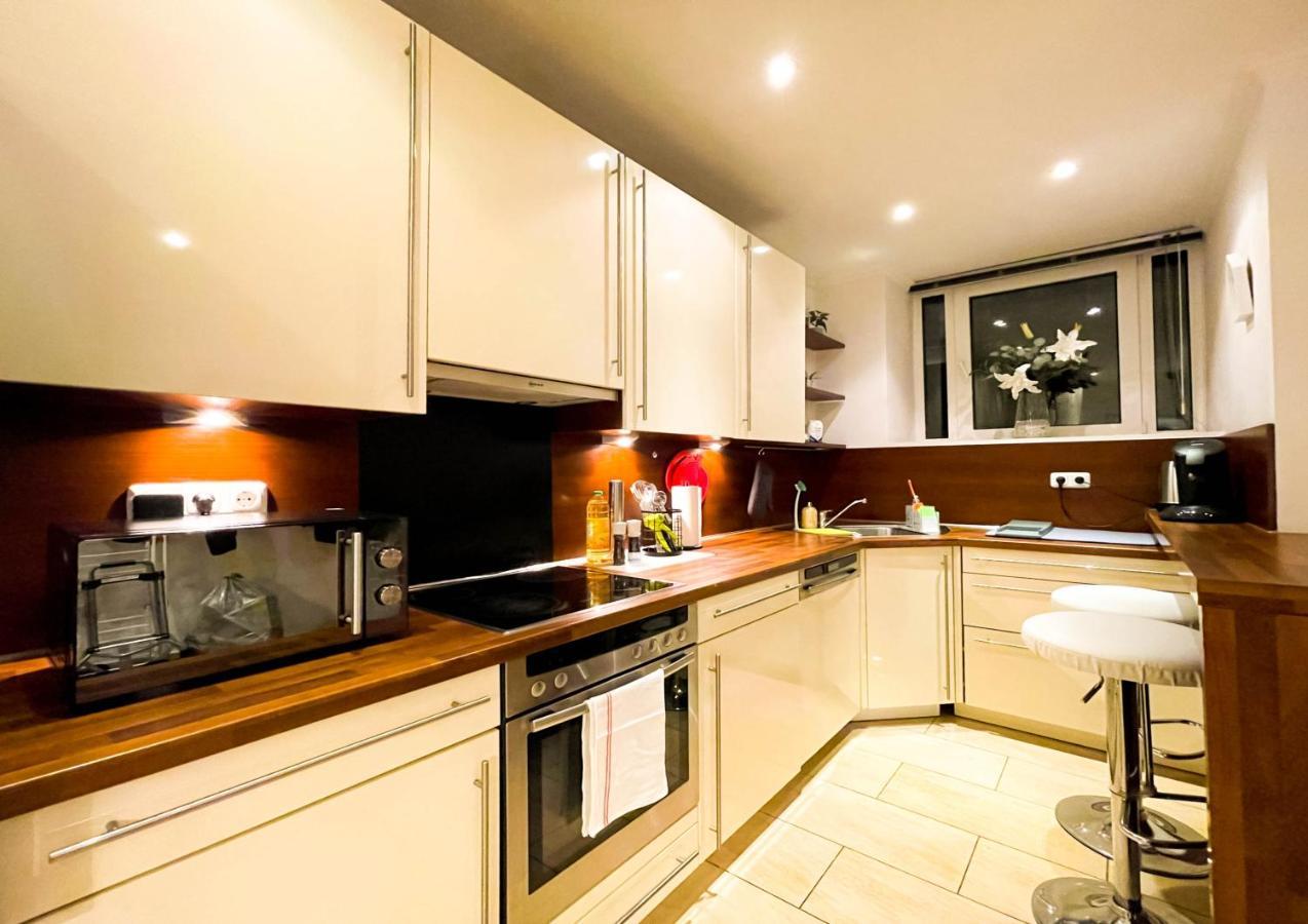 Stilvolle City-flat Mit Privater Sauna Und Netflix Privatunterkunft *