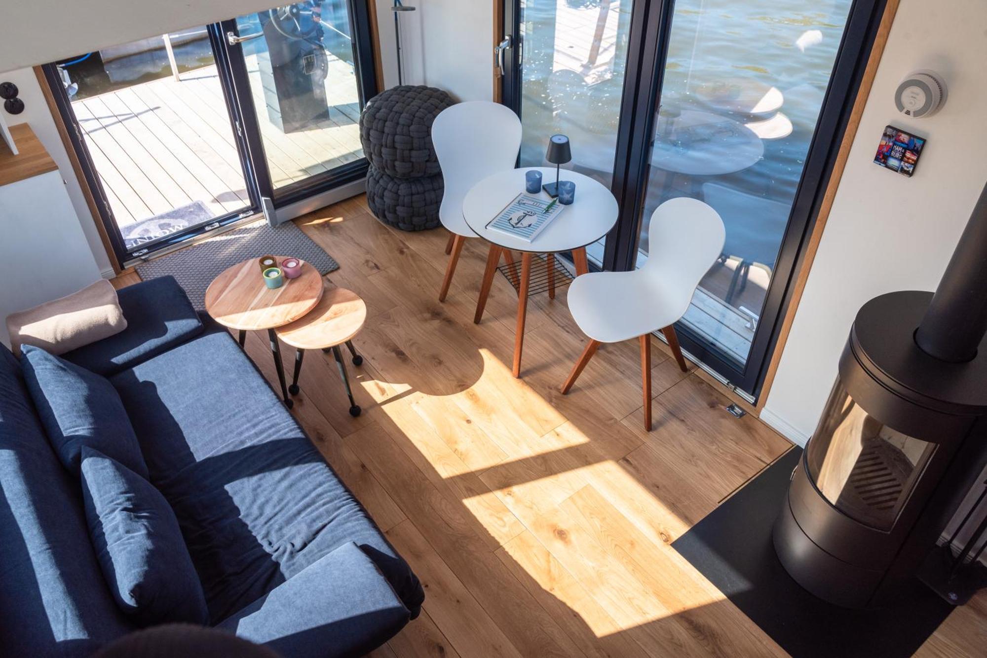Botel Undine - Wunderschoenes Tiny Hausboot
