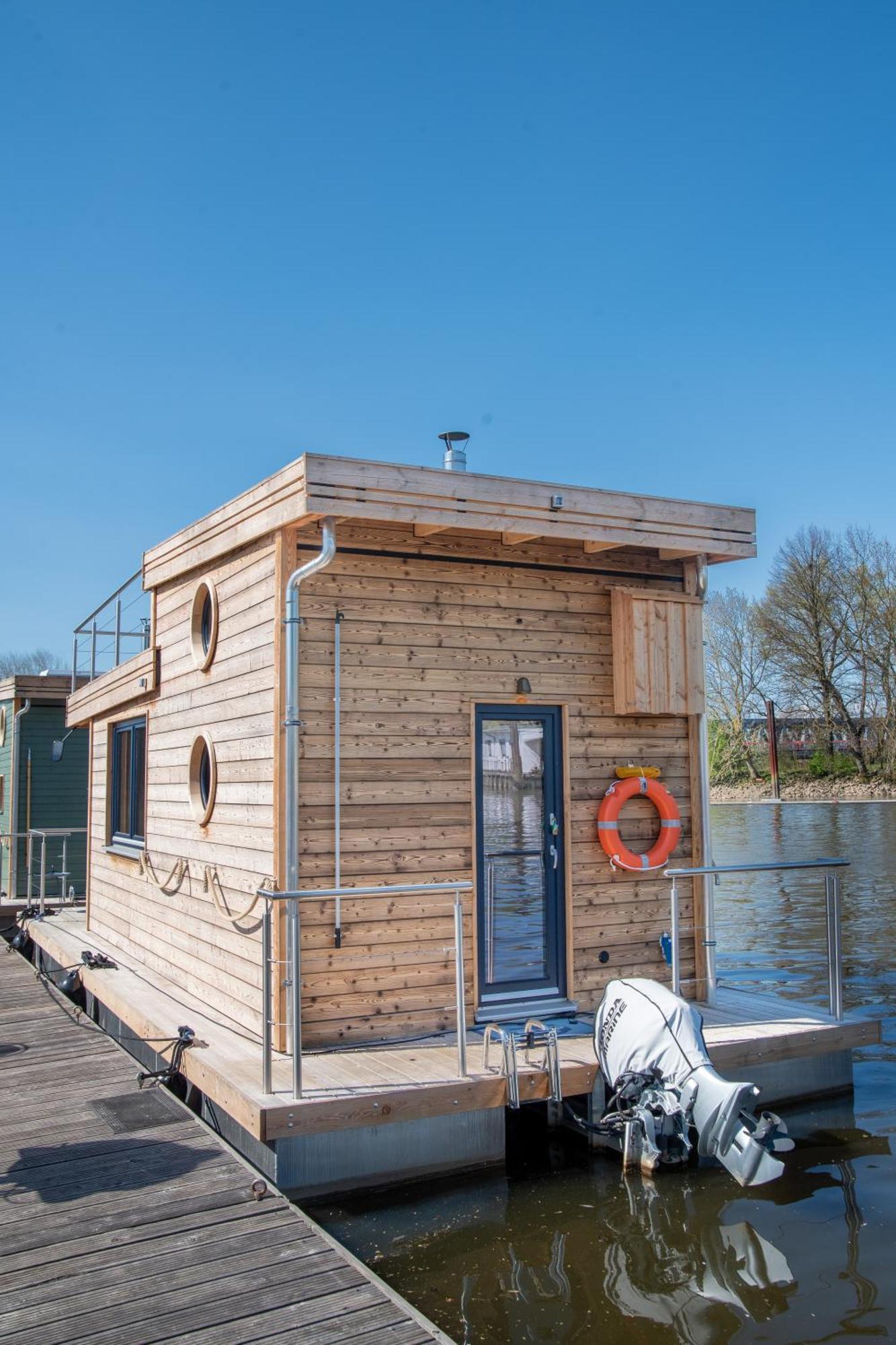 Botel Undine - Wunderschoenes Tiny Hausboot