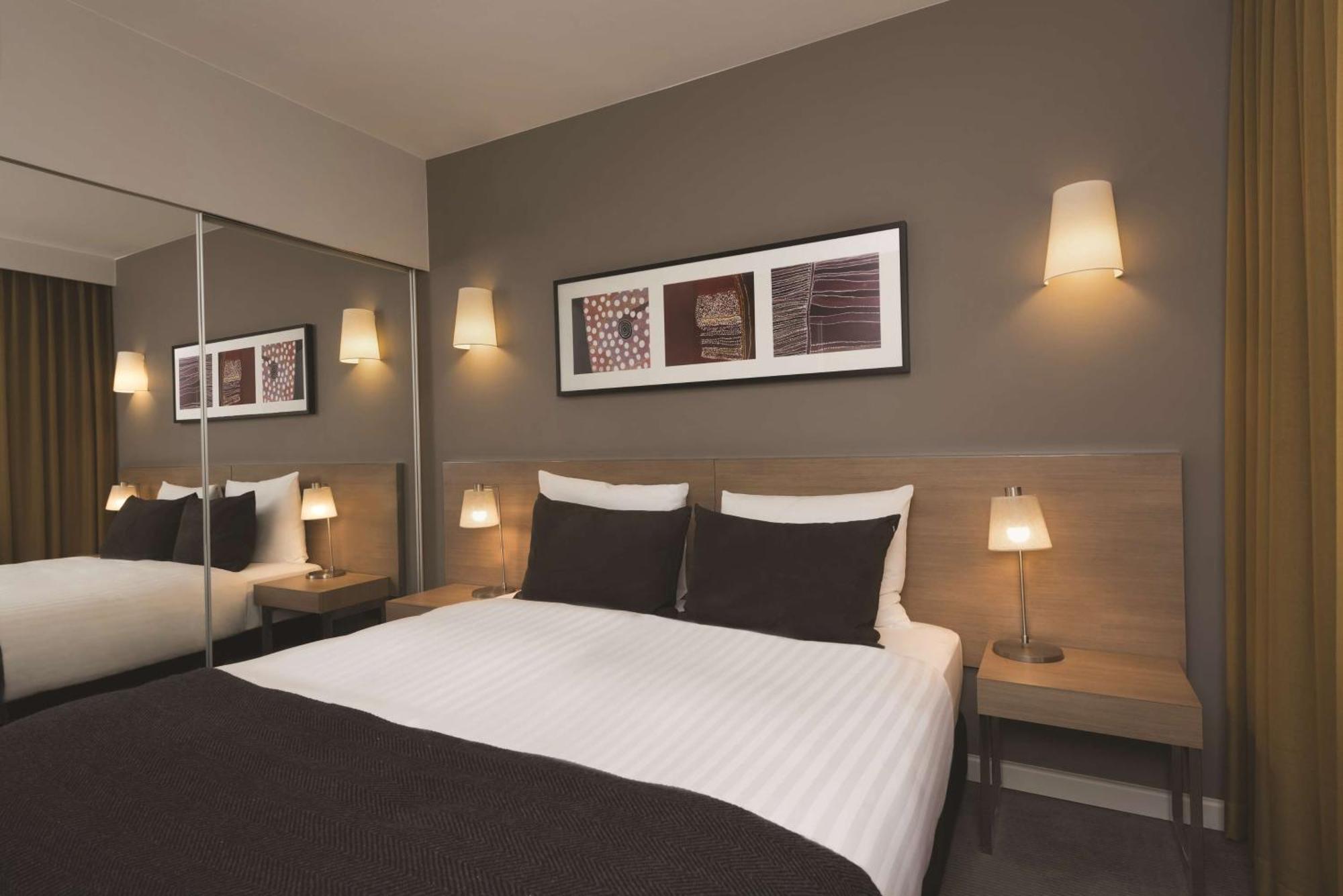 Aparthotel Adina Michel 4*