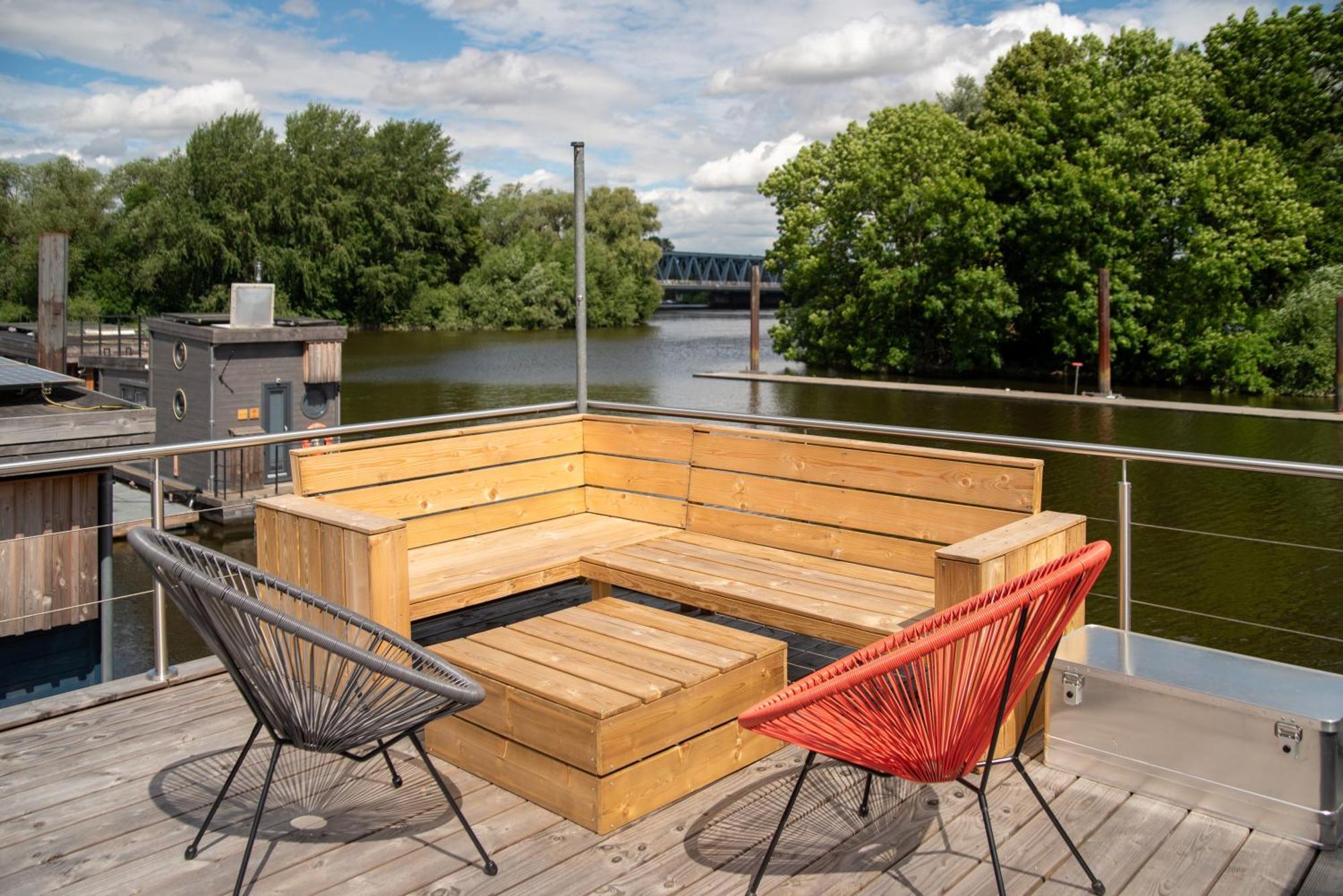 Hausboot Off Im Diamantgraben An Der Elbe
