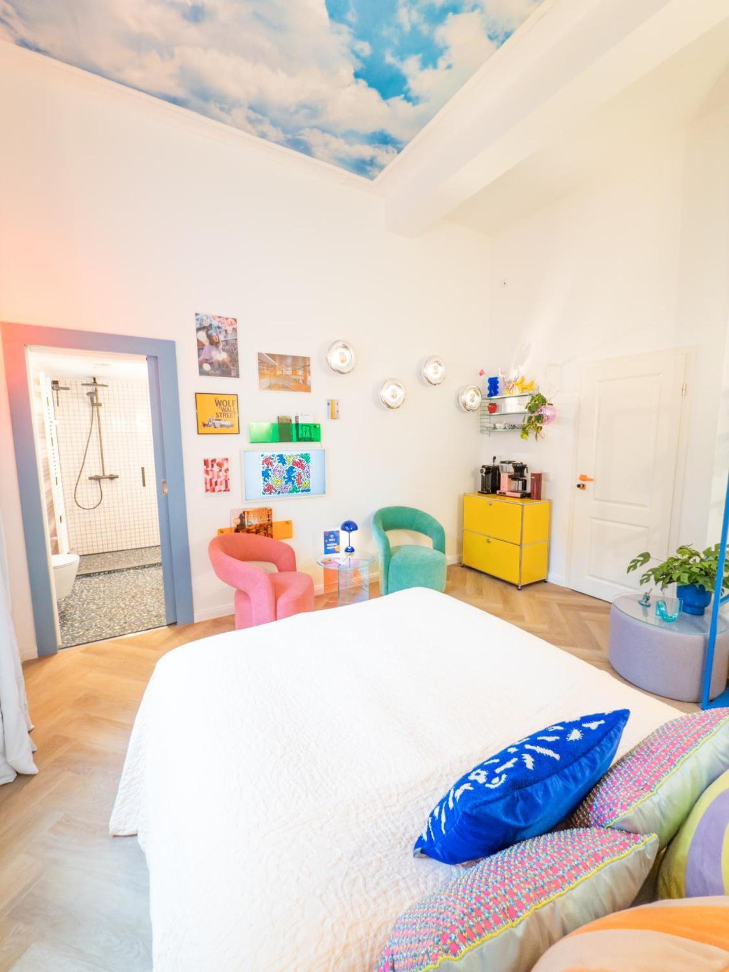 Aparthotel Retropop Design , Designerzimmer Fuer Je 2 Personen, Lage, Wifi