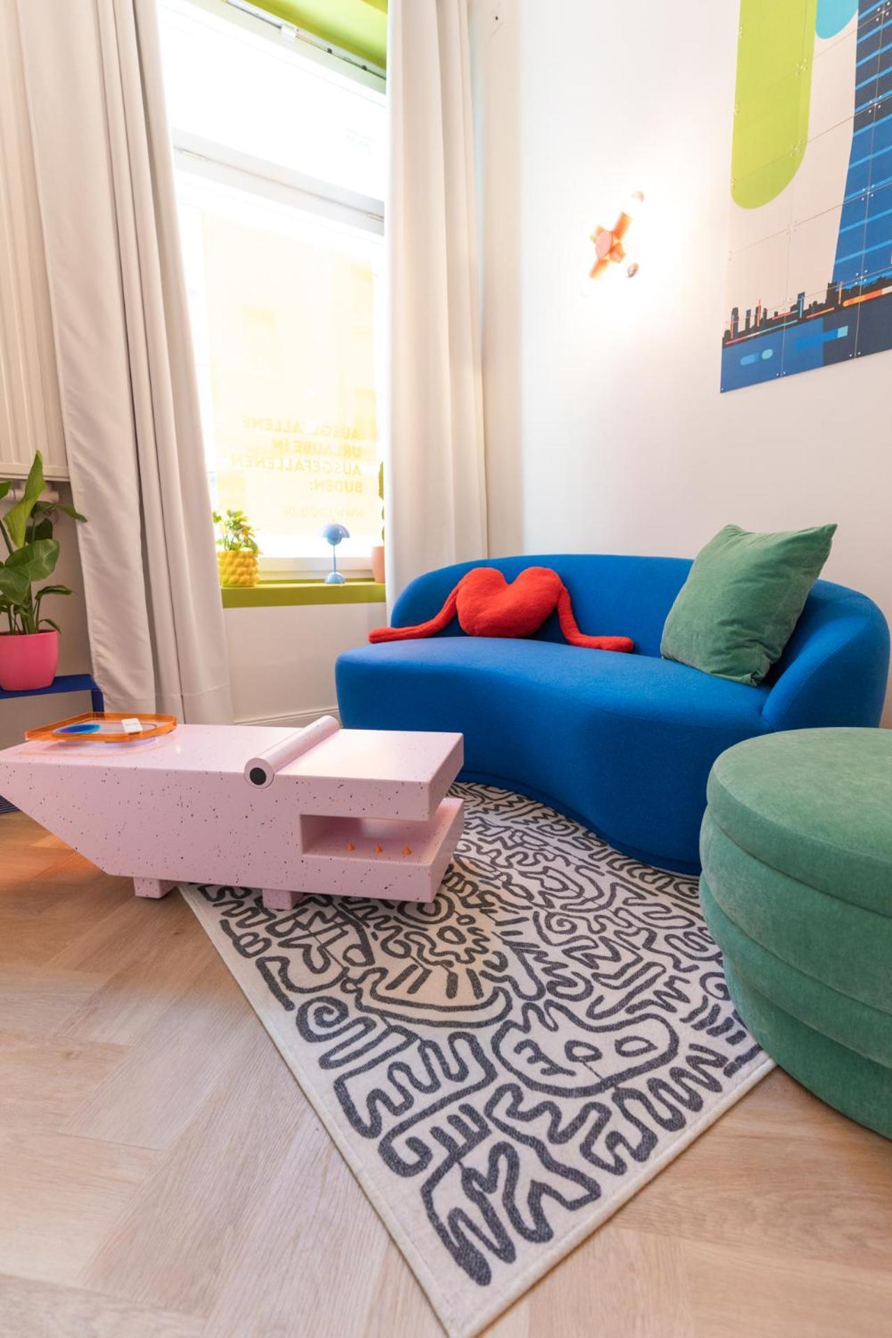 Retropop Design , Designerzimmer Fuer Je 2 Personen, Lage, Wifi Hamburg