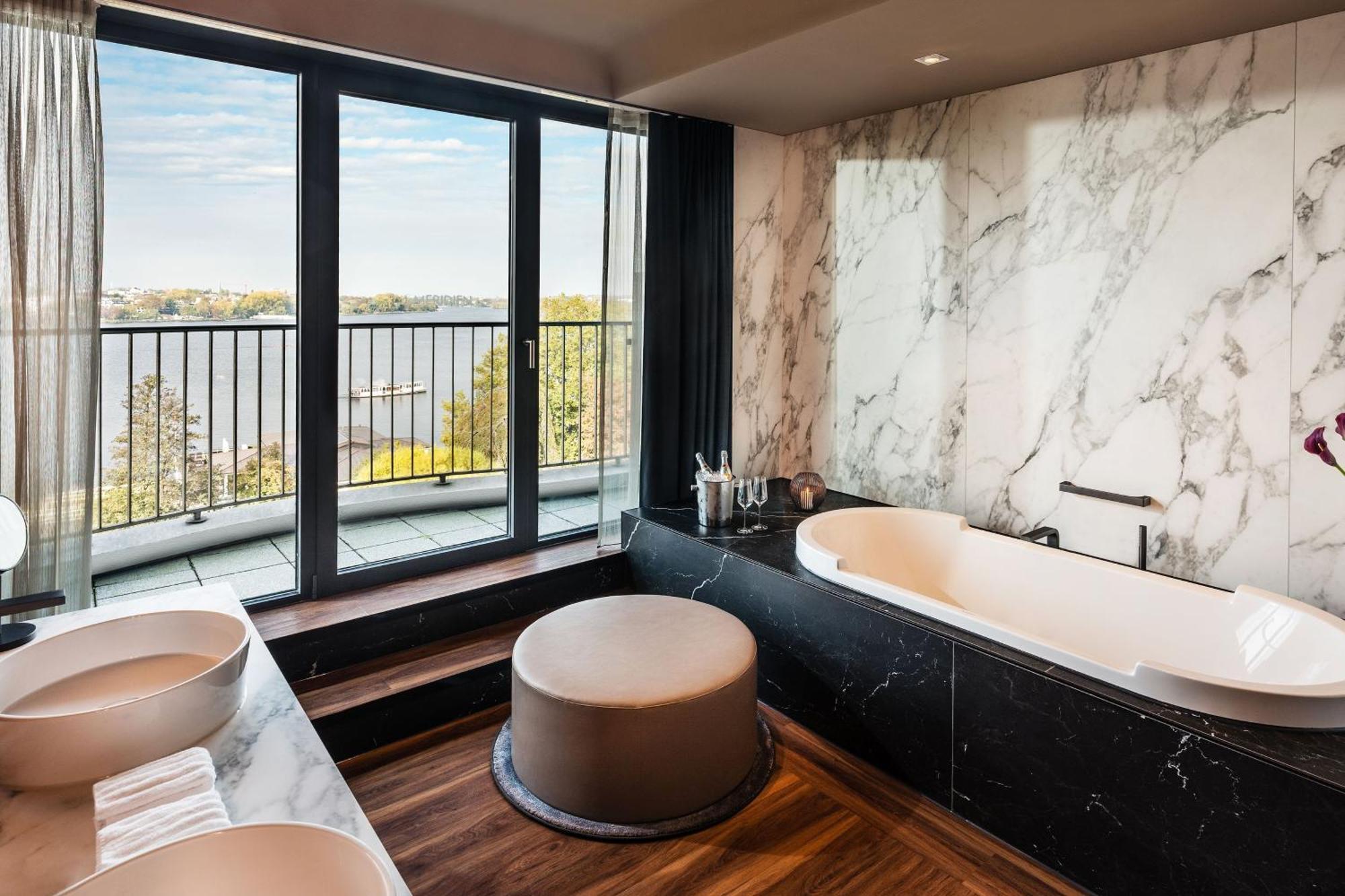 Le Meridien 5* Hamburg-Harburg