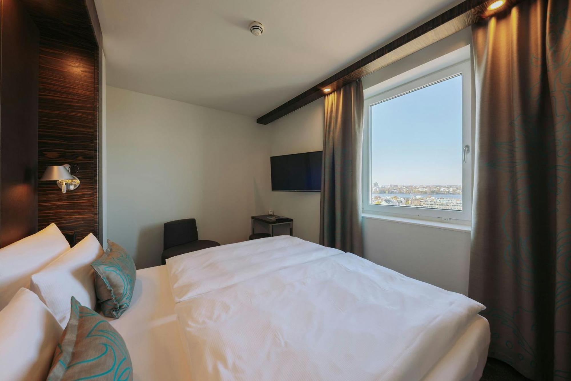 One Hamburg-alster 3*
