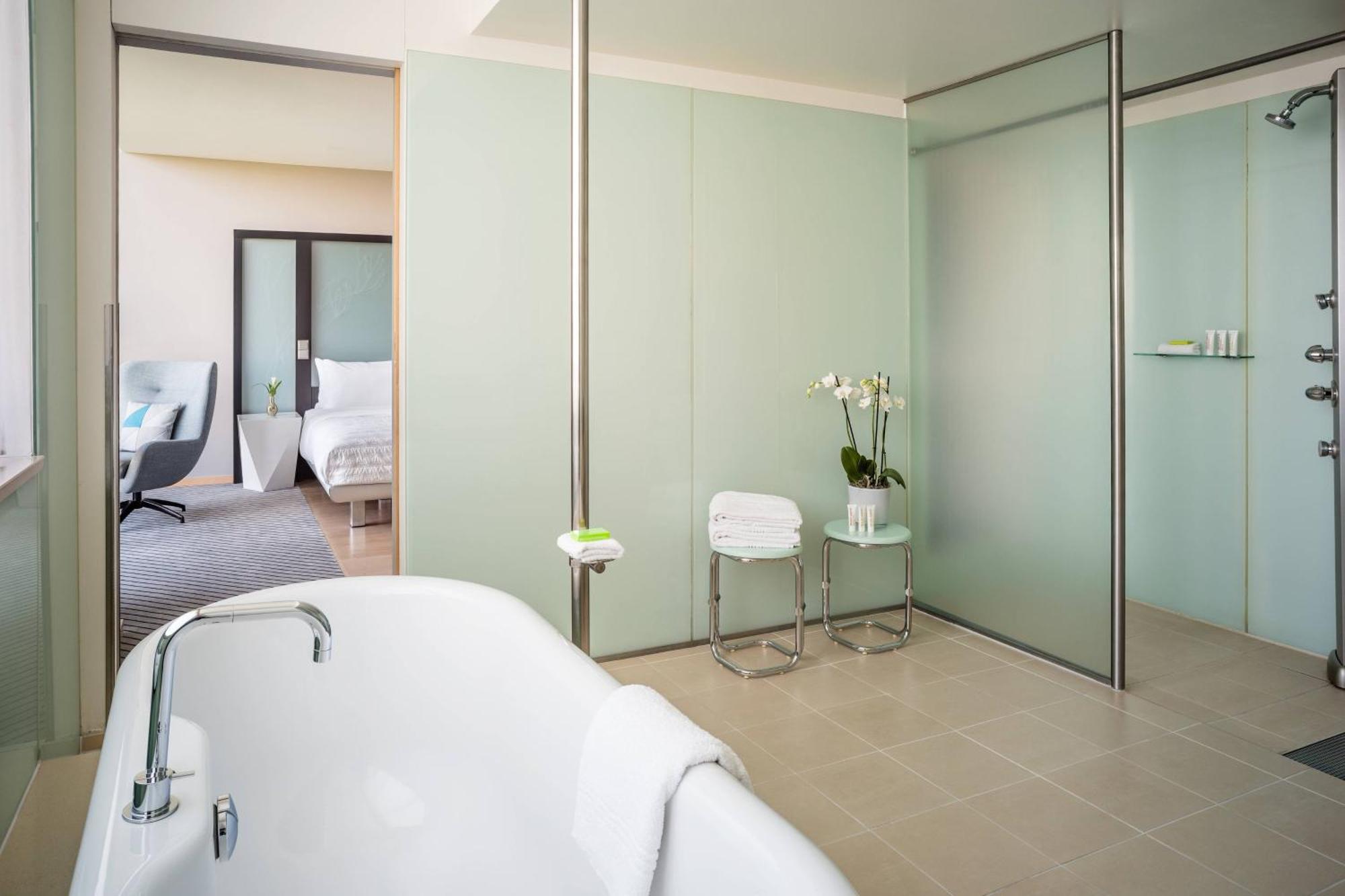 Le Meridien 5* Hamburg-Harburg