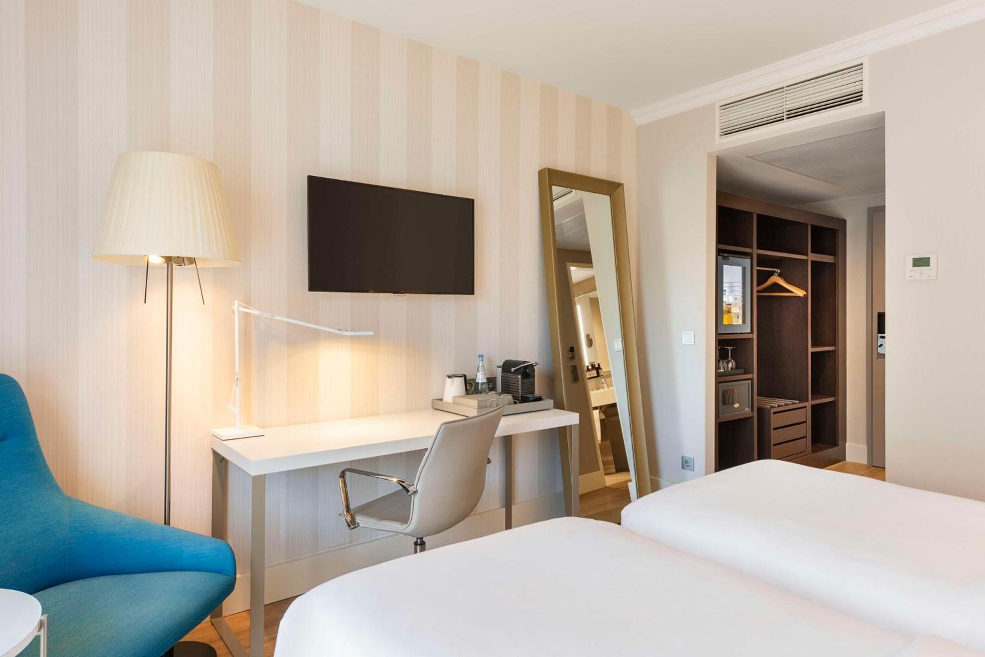 Hotel Nh Mitte Hamborg