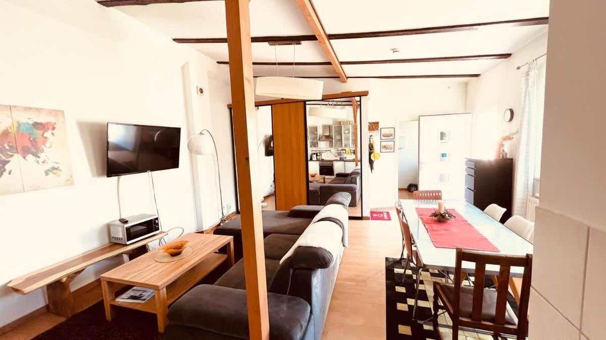 Loft Moin Near Ndr Uke Zoo