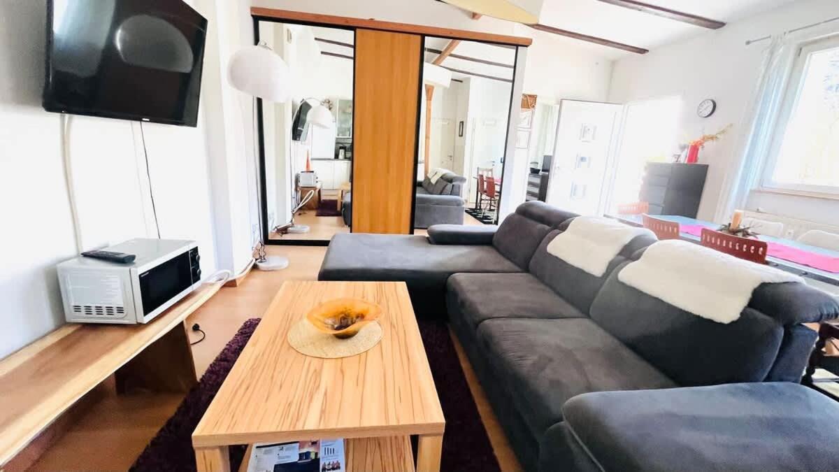 Loft Moin Near Ndr Uke Zoo Hamborg