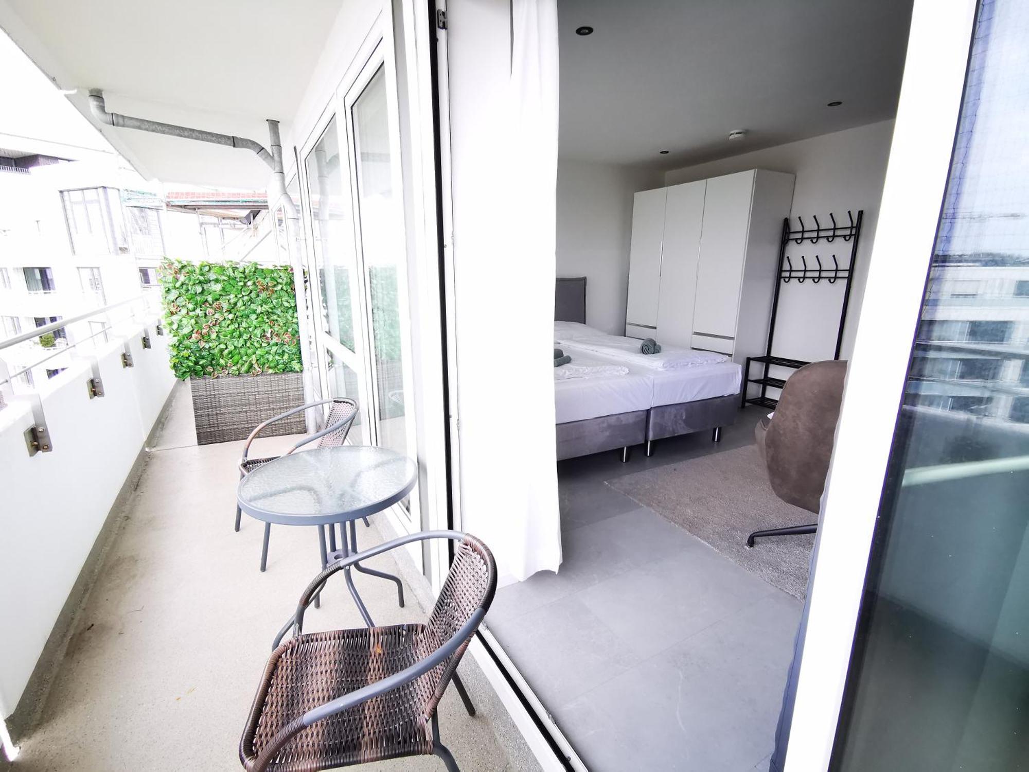 Apartment Hh 05 By Rockchair - Superhost Status - Modernes Mit Sonnigem Balkon & Premium Boxspringbetten In Winterhude - Geheimtipp *