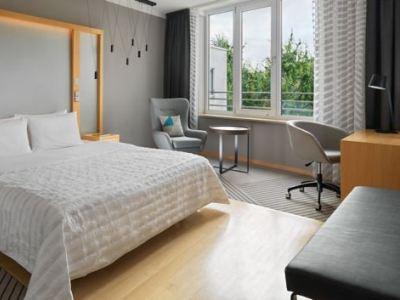 Le Meridien Hotel