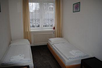 Figaro Hostel