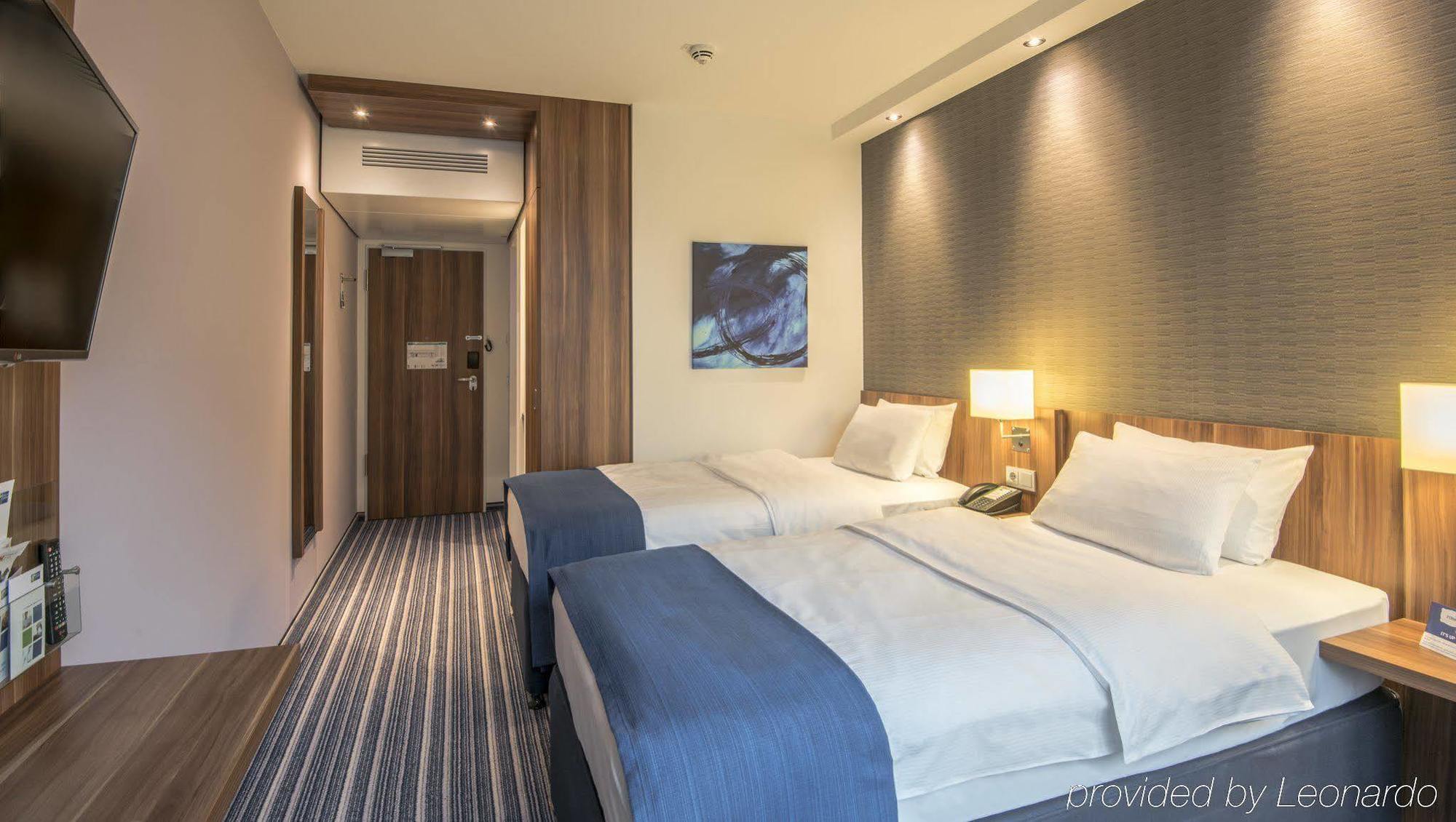 Express - St. Pauli-messe Hotel 3*