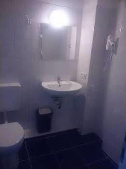 Elbgalerie Hotel 2*