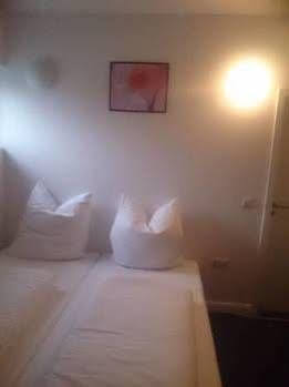 Elbgalerie Hotel 2*