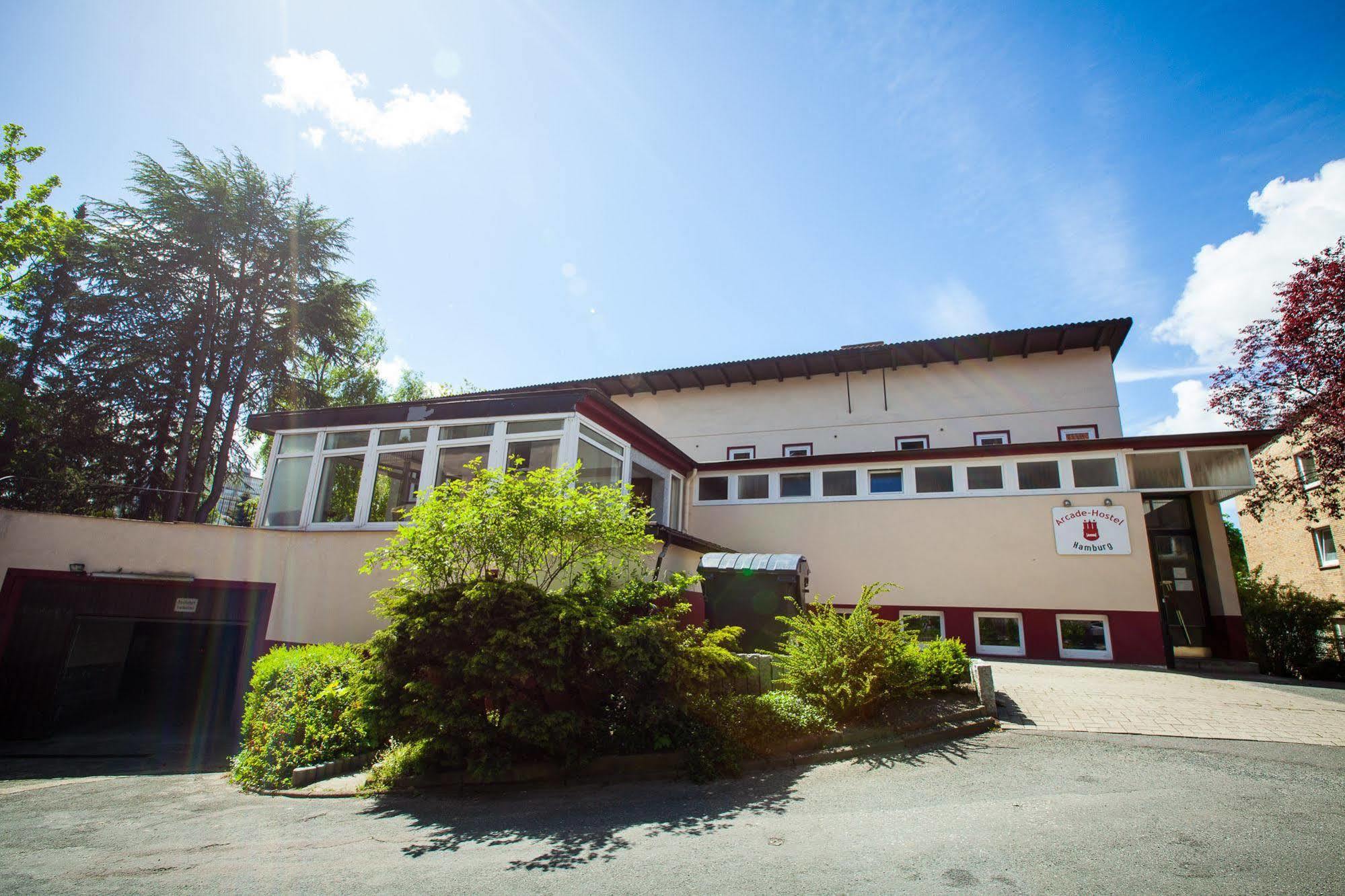 Arcade & 2* Hamborg