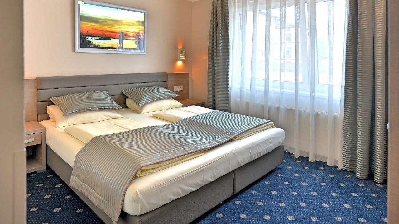 St.joseph - Reeperbahn St.pauli Kiez 3*