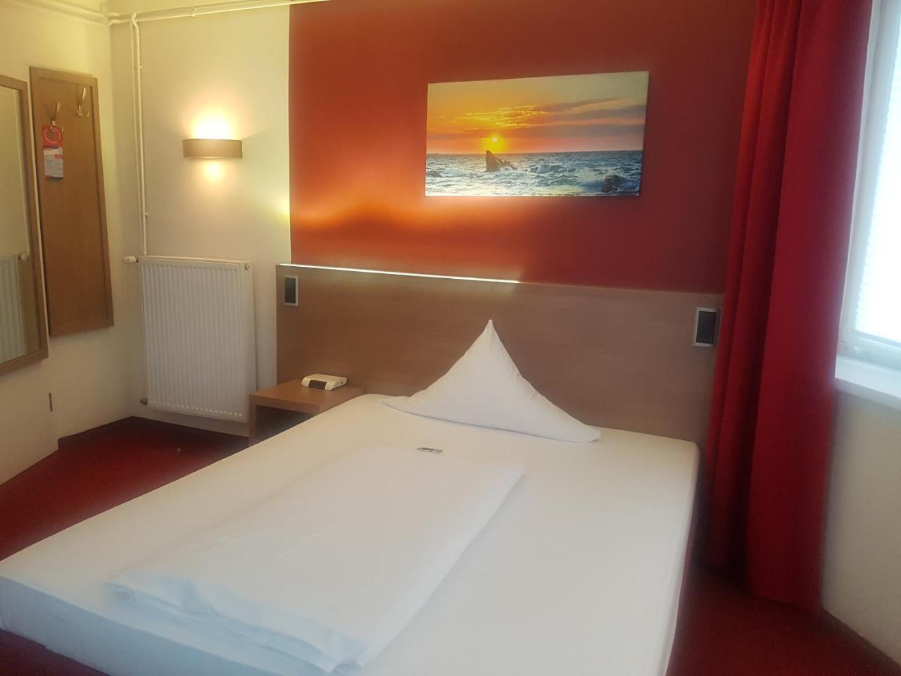 Marienthal Garni Hotel 3*