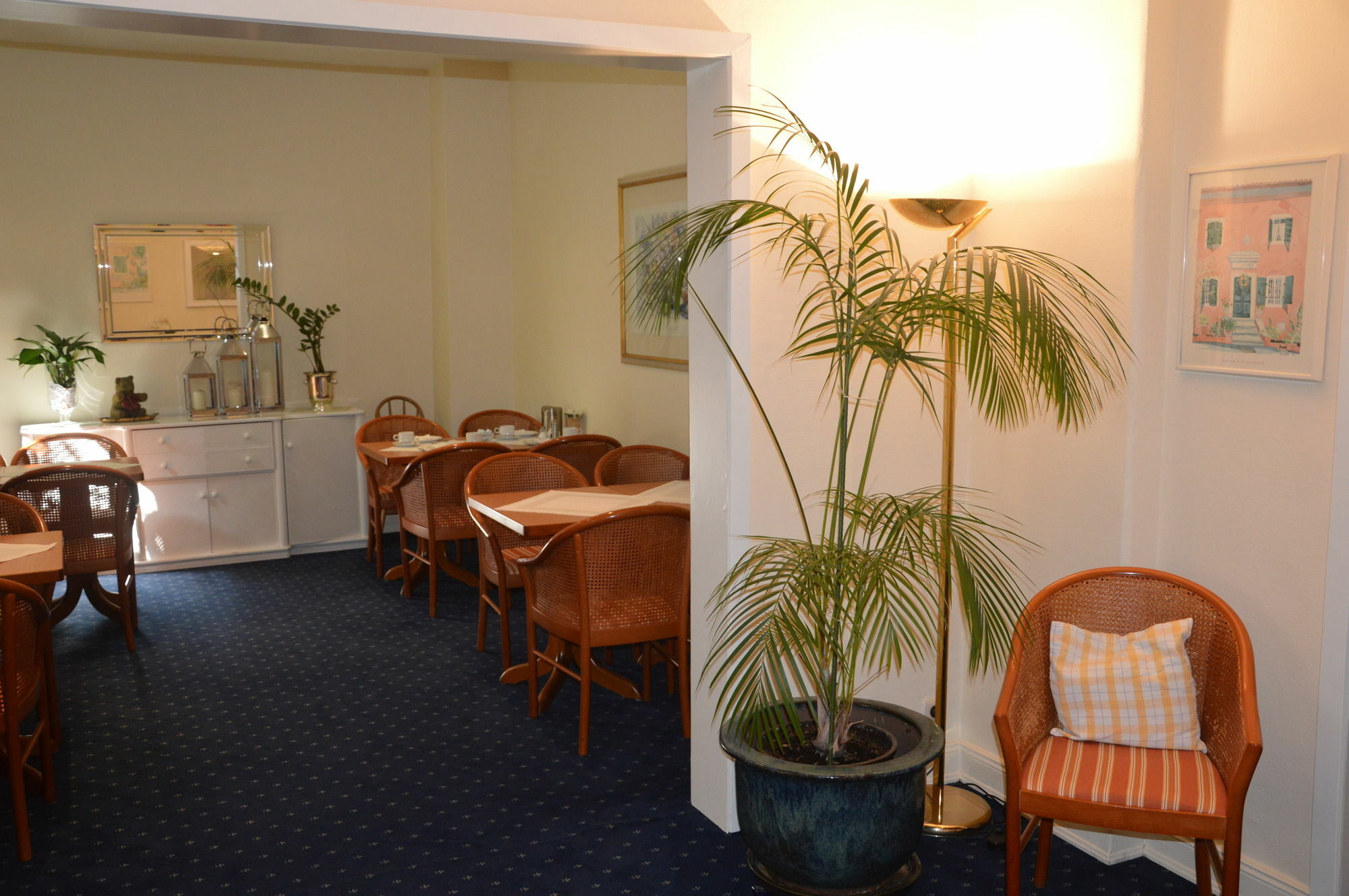 Centrum Commerz Am Bhf Altona Hotel 2*