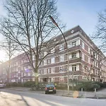Spacious 2 Bedroom Apartment Close To Stadtpark