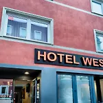 Hotel West