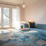 Cls Moderne City-Wohnung Hamburg Tiefgarage, Klimaanlage, 65 Zoll Smart-Tv, E-Laden, Balkon, Parken, Blick Ueber Hamburg, Cafe Im Haus, Bus Gegenueber, Flex Check In