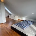 Inselsuites Finkennest Airbus Finkenkwerder 125 M2 Kamin