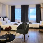 R B Apartment Hamburg Business Am Flughafen Fuer 1-5 Personen - Ideal Fuer Geschaeftsreisende Und Familien - Kueche - Waschtrockner - Smart Tv