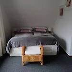 Familienzimmer HH-Schnelsen