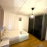 Beautiful Private Room In Hamburg