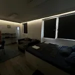 Tiny House In City Naehe