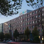 Motel One Hamburg-Altona