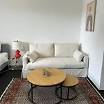35 Qm Grosses Apartment Mit Eigenem Badezimmer In Den Elbvororten