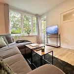 Gemuetliche, Zentrale Wohnung In Der Naehe Der Alster