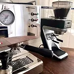 100 Qm Altbau-Wohnung Mitten Im Zentrum