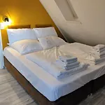 Apartment Hh West Modern Und Komfortabel