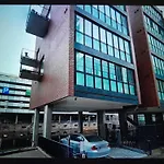 Hamburg Sam Hauser Stayz