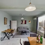 Art Apartments
