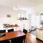 Apartment Zimmer Monteure Central Ndr Zoo Uke